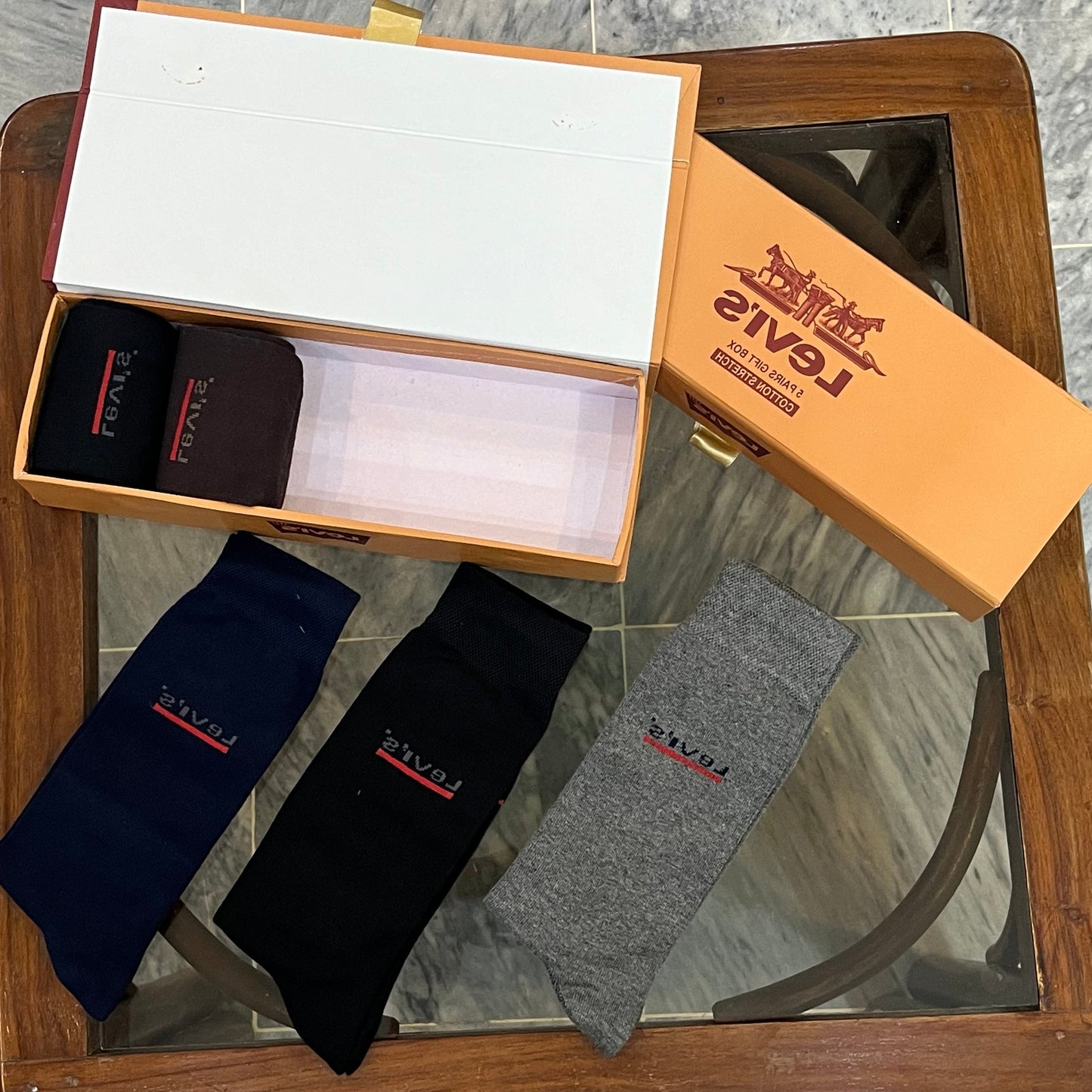 Levis Premium Quality Gift Pack of 5 Socks