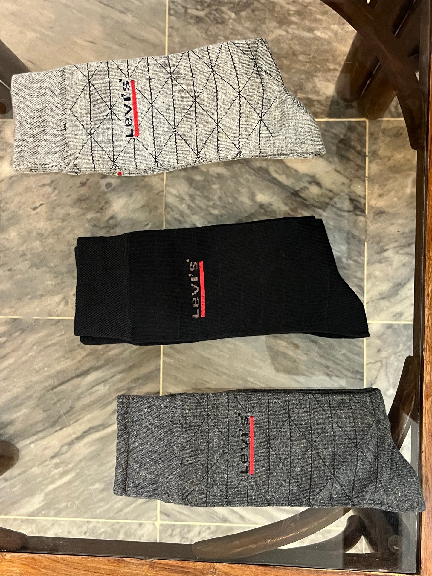 Levis Gift Pack of 5 with Unique Pattern Socks